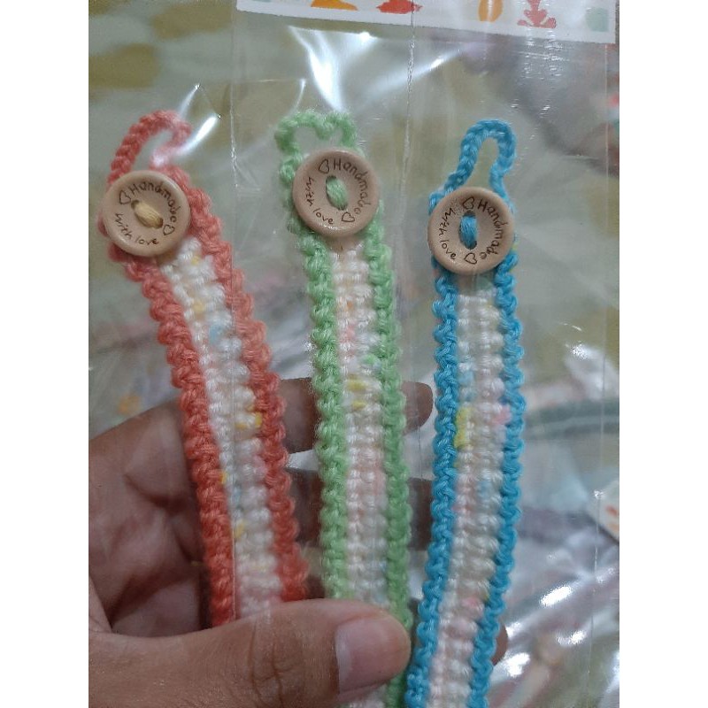 konektor masker rajut cantik