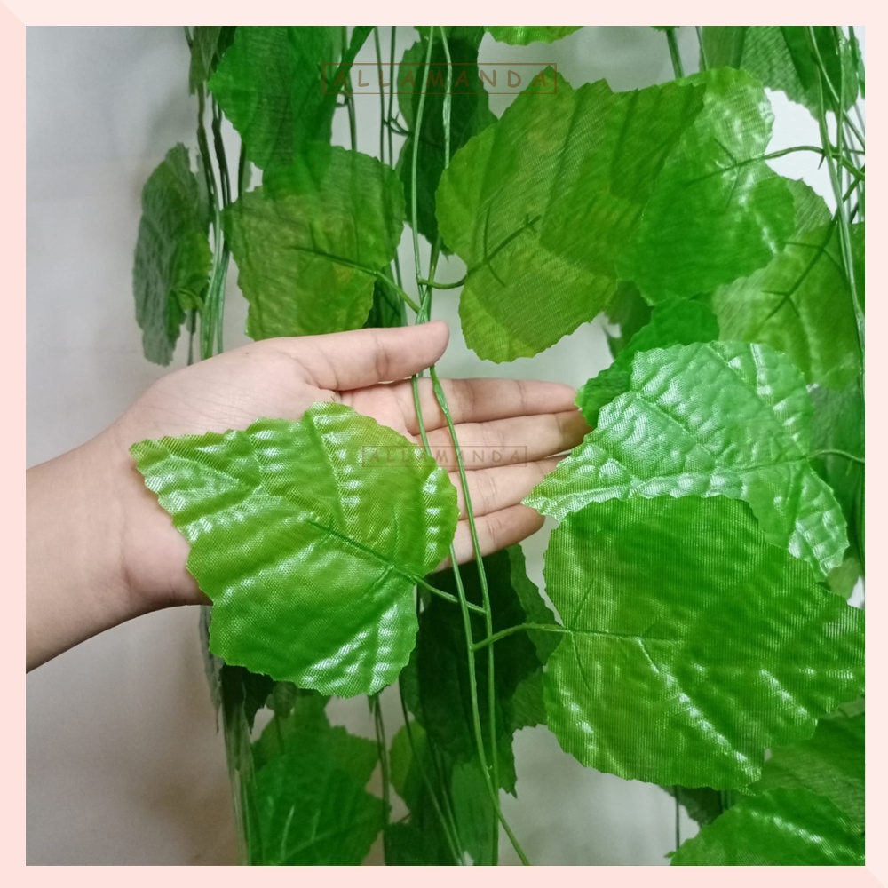 Daun Rambat Dekorasi Dinding Tanaman Plastik Palsu Hiasan Rumah Cafe Pesta Daun Anggur