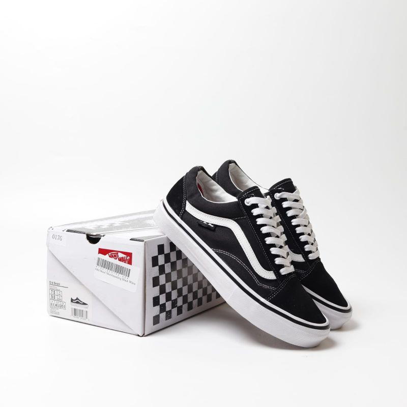 Vans Old Skool Skateboarding Black White