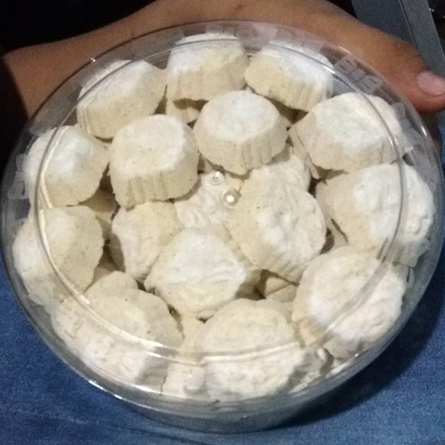 

KUE SATU BETAWI