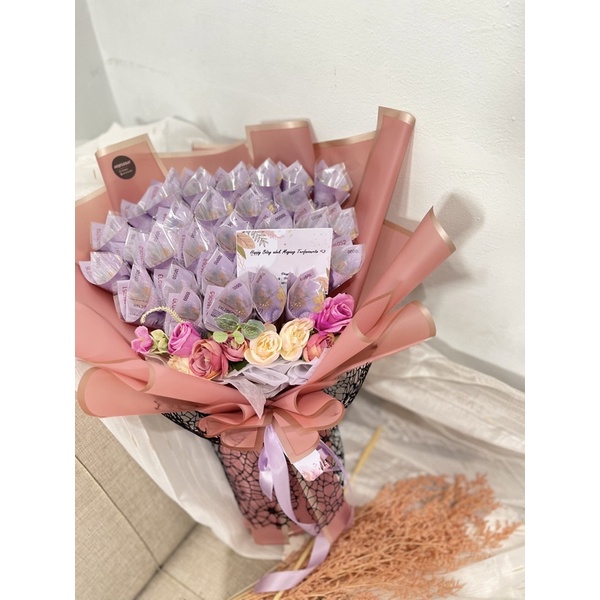 Buket uang 300.000 (10 ribuan)