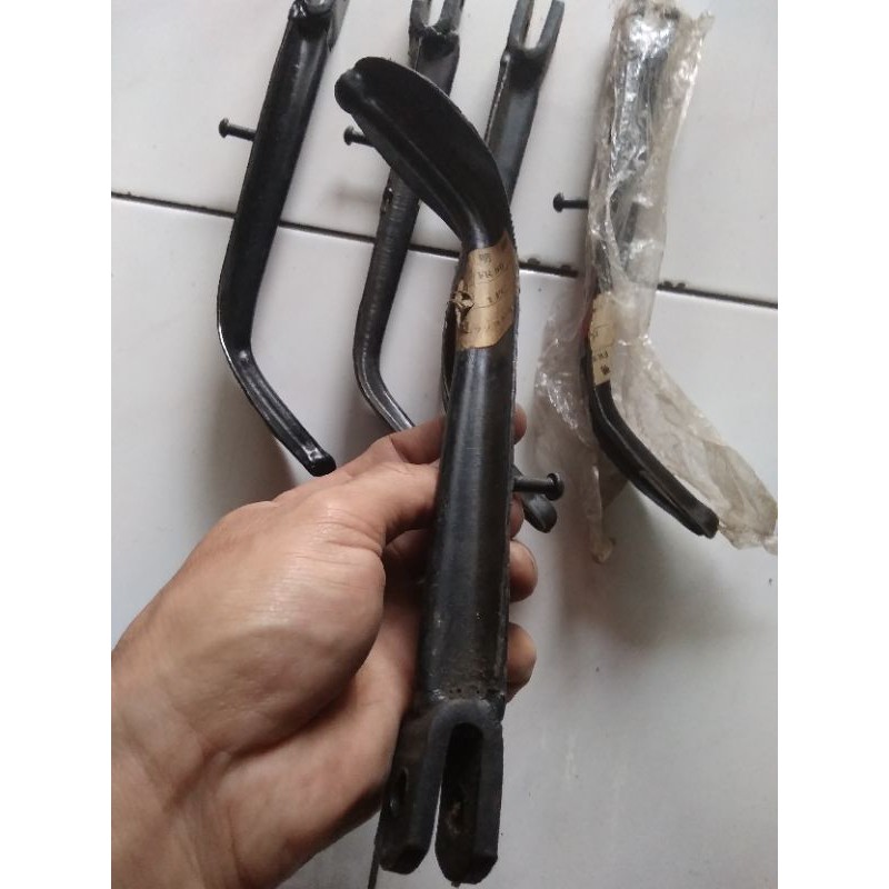 Standar Samping FR80