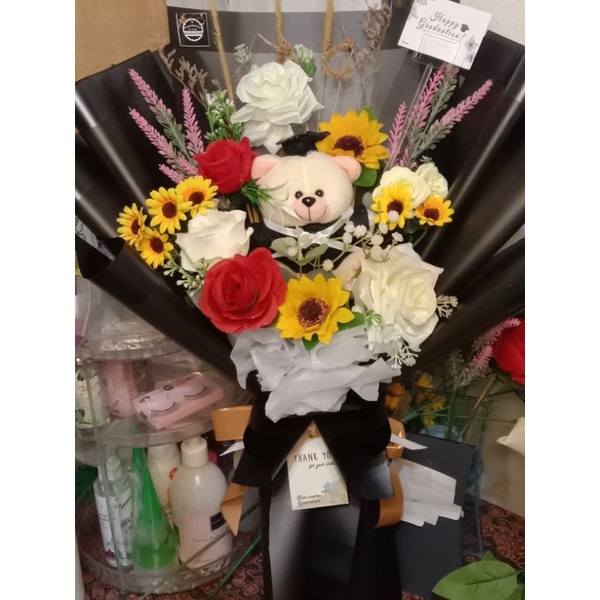buket bunga artificial boneka bunga kering wisuda ultah