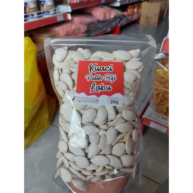 

Kuaci Biji Labu Asin 250g | kuwaci biji waluh masin | cemilan asik | makanan ringan