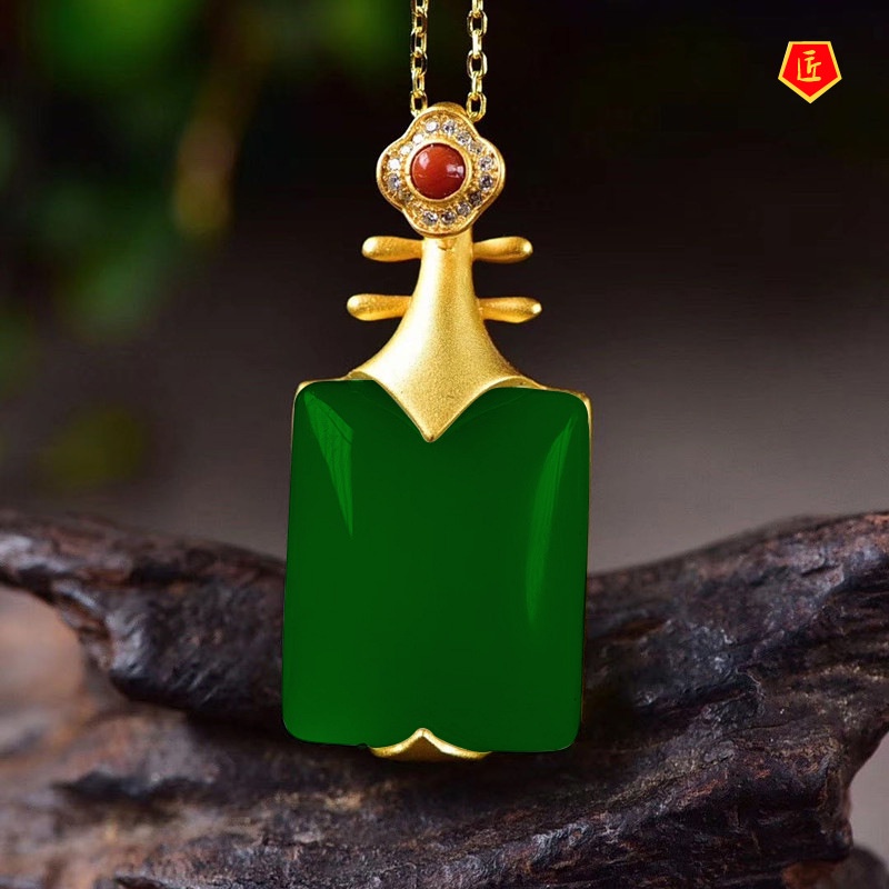 [Ready Stock]Elegant Hetian Jade Necklace Female 925 Silver Pipa-Shaped