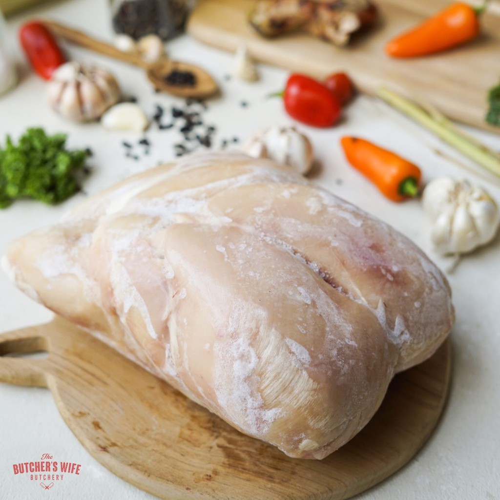 

BONELESS DADA AYAM/ DADA AYAM FILLET @1 KG FROZEN