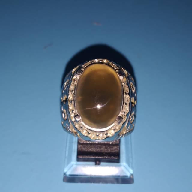 Batu kecubung asap atau smoky quartz 2