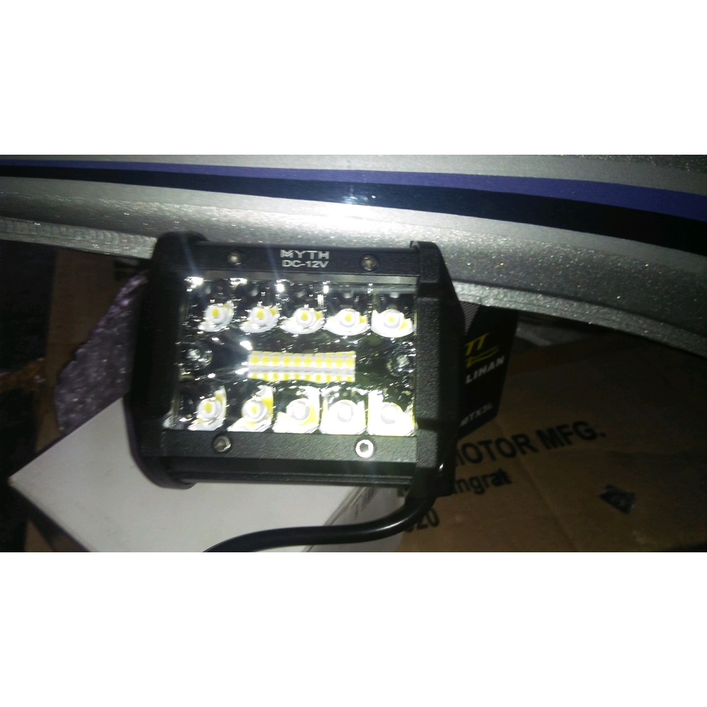 lampu LED kotak