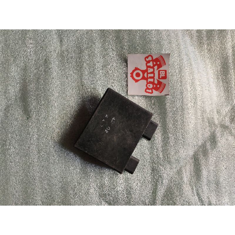 CDI cdi Yamaha Xeon old karbu 44D asli original.