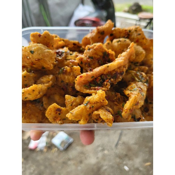 Keripik Kulit Crispy Pedas dan Ori daun jeruk 100gr