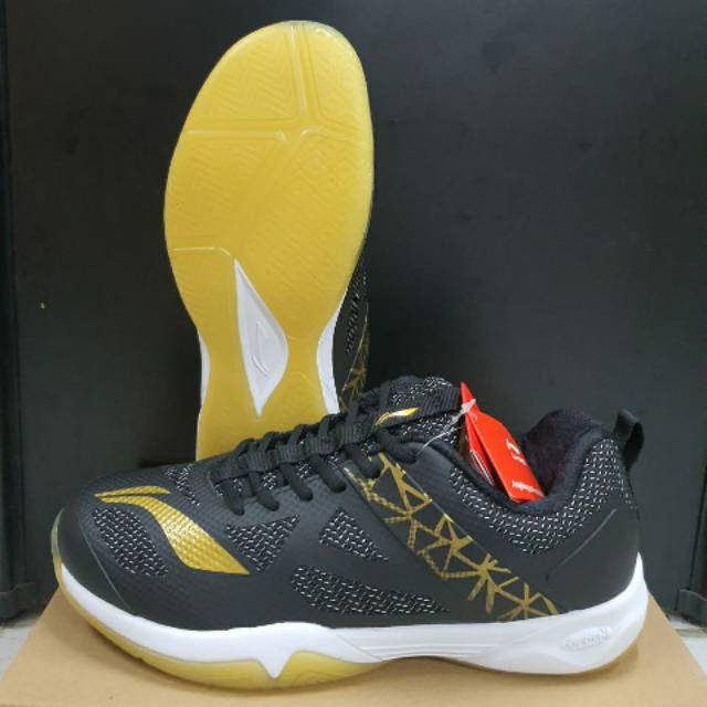 Cloud ace g6/lining/sepatu/badminton/bulutangkis/cloud ace 6/original/cloudace 6