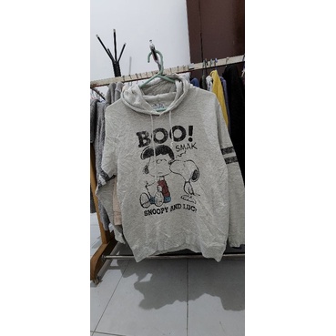 hoodie snoopy dari peanuts