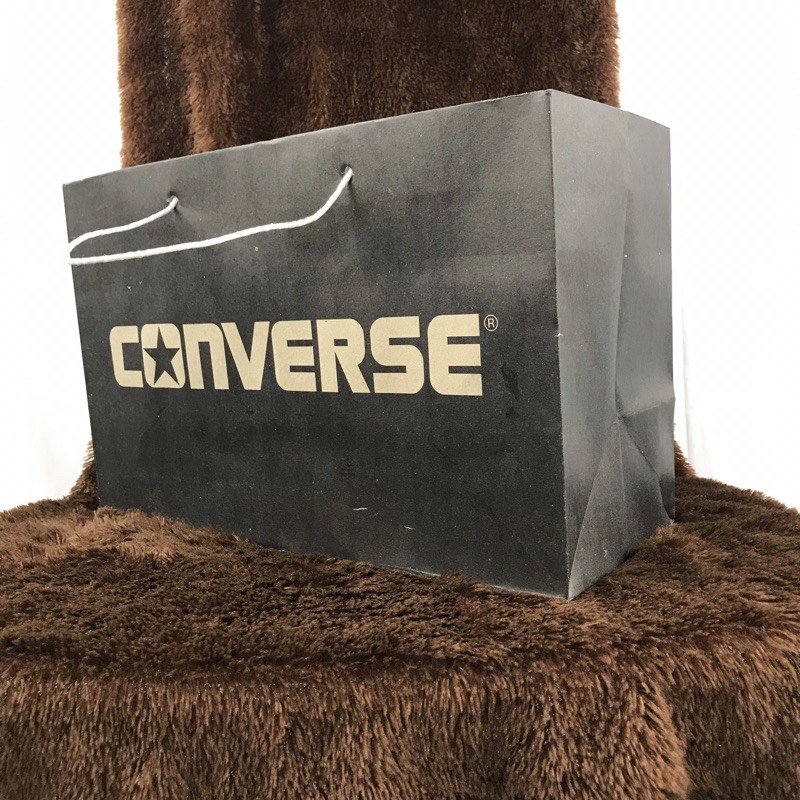 Paper Bag Converse / Sepatu Converse Kado Kemasan