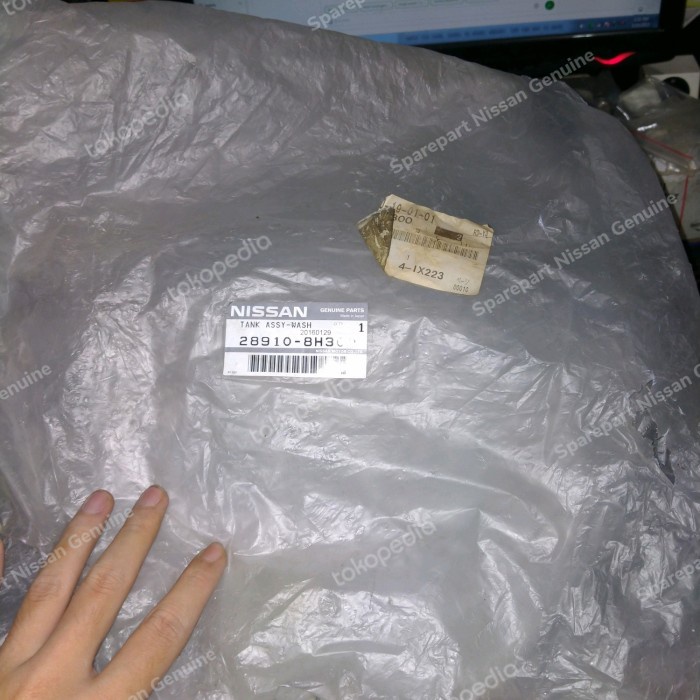 Xtrail T30 Tabung Air Wiper Tank Washer 100% ORIGINAL NISSAN