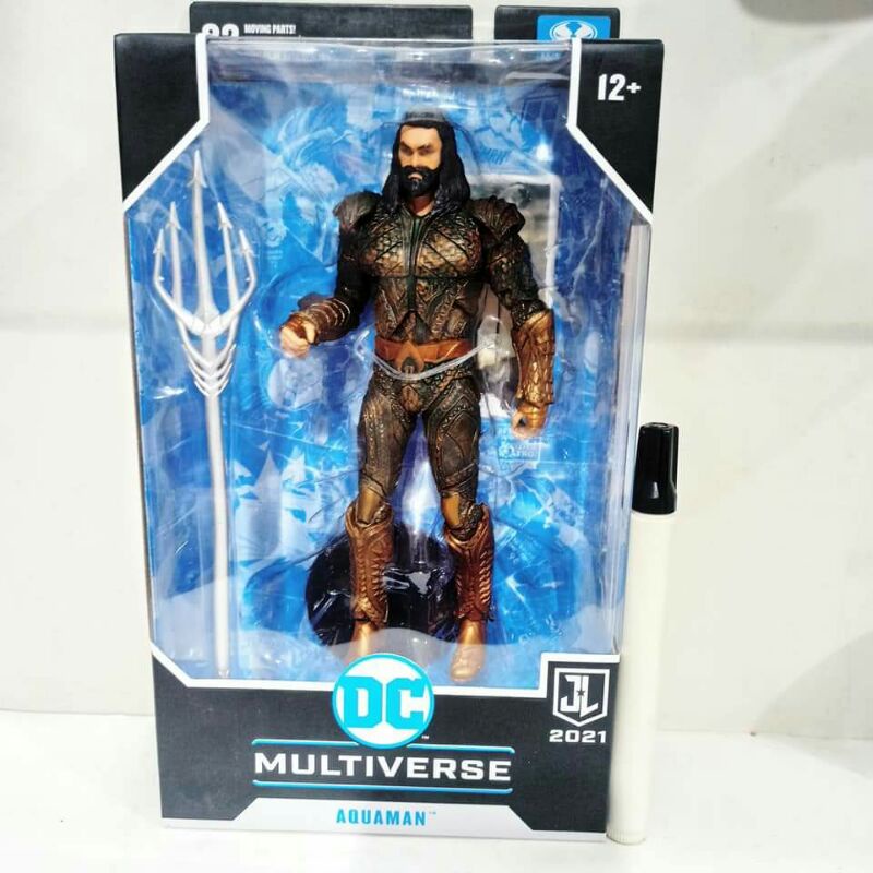 mainan action figure mcfarlane aquaman mcfarlanetinggi sekitar 7 inch