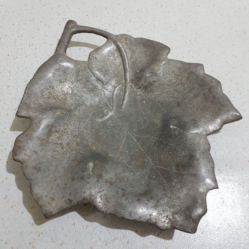 Asli vintage piring full aluminium cetak bentuk daun maple