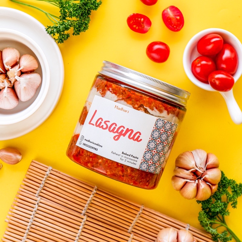 

FULL BEEF LASAGNA IN JAR