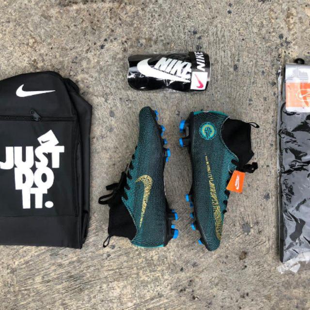 (Paket komplit) Sepatu Bola Nike Mercurial CR7 boots grade ori merah hijau tiempo legend-Hijau+Paket 4