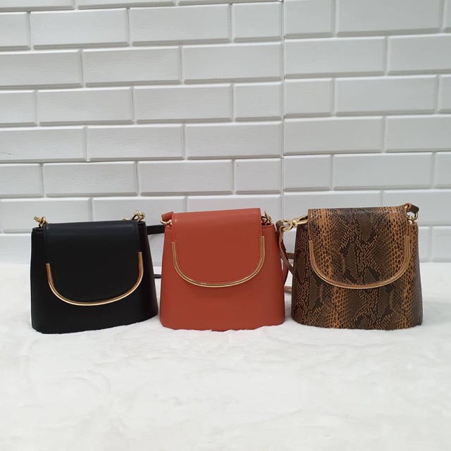 C634 CnK Sling Bag ORIGINAL