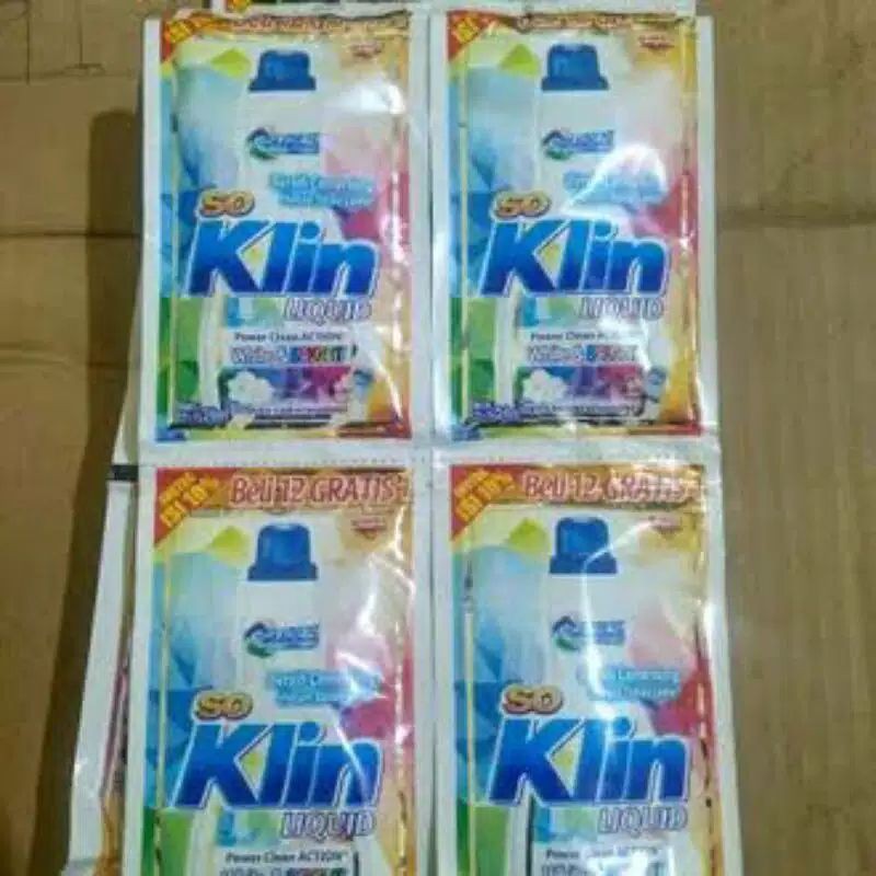 Jual so Klin liquid | so Klin cair sachet 500 | isi 12 pcs | Shopee ...