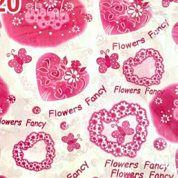 

Kantong Plastik Motif Soft Handle / Softhandle 25x35 - 14. Stripe