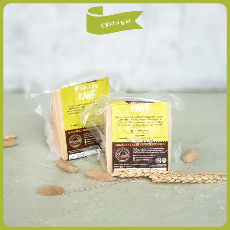

Cotija Cheese Kahf Mazaraat Artisan Cheese (Seperti Keju Parmesan)