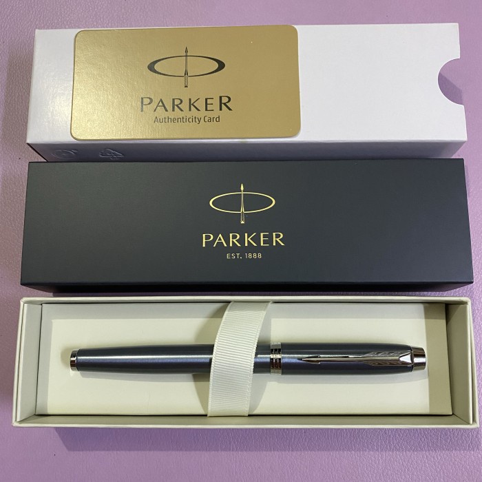 

Unik Pulpen Parker Im New Original Roller Ball Light Blue Chrome Tri Gilaa!!!