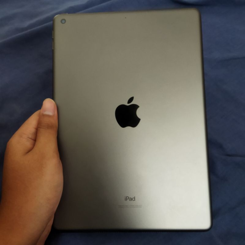 IPad 8 32 GB second fullset no minus like new