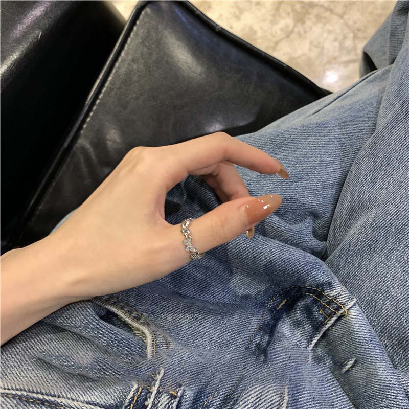 Perhiasan Cincin Silver Desain Kupu-Kupu Hias Kristal Untuk Wanita