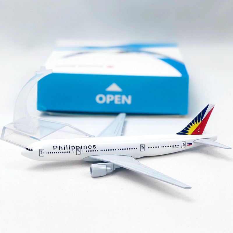 Mainan Model Pesawat Terbang Philippine Airlines Boeing 777 Bahan Alloy Diecast B777 Ukuran 16CM Dengan Stand Display