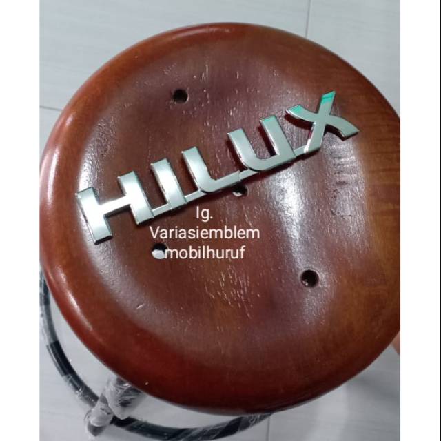 Emblem logo HILUX toyota