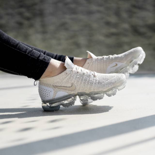 vapormax champagne