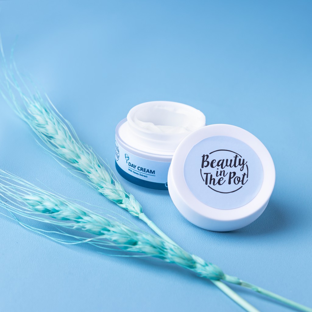 Beauty In The Pot - WHITENING DAY CREAM Krim Pagi Siang Pelembab & Pencerah Kulit Wajah 13,5ml BPOM