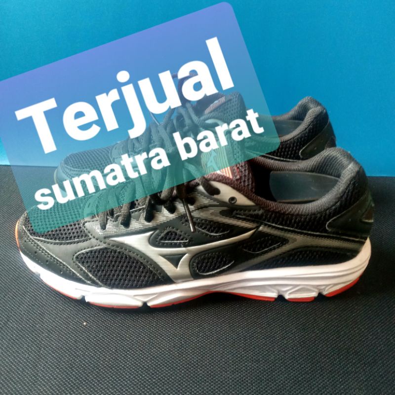 sepatu volly mizuno  second original