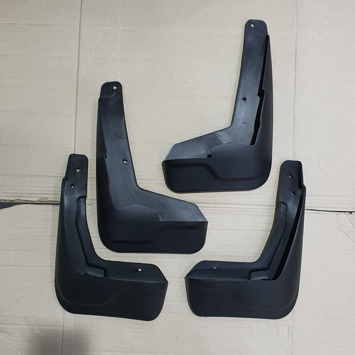 Mudguard karpet roda PENAHAN LUMPUR TOYOTA All new Rush / Terios 2018 2019 2020 2021 HITAM PLASTIK