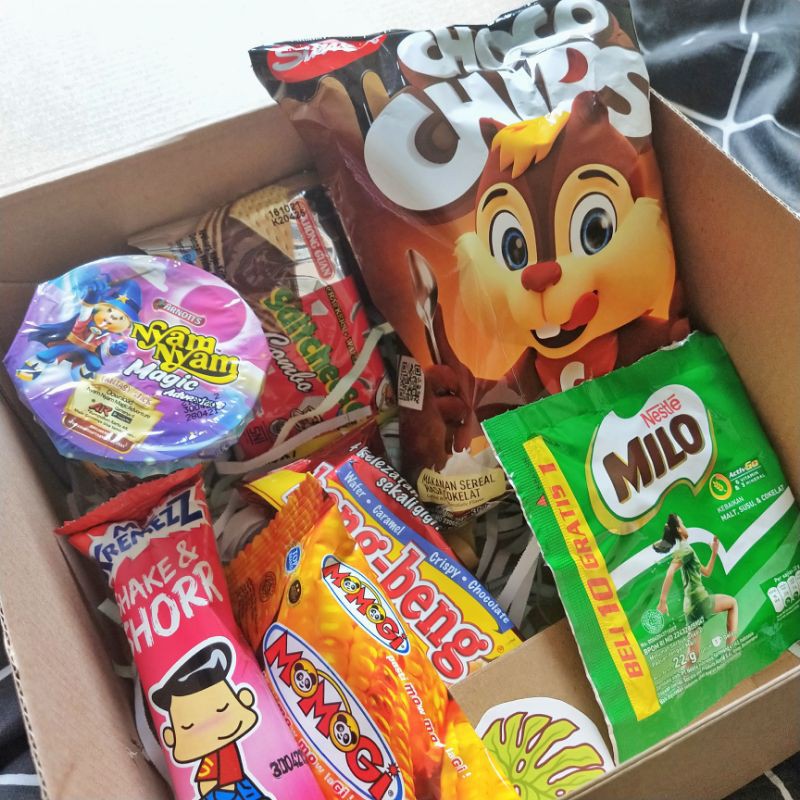 Snack Box Jadul Terfavorit Masa Kecil 90-an Gift Snack Box Tahun Baru Hadiah Snack Box Natal