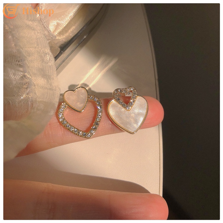 Anting Tusuk Bentuk Hati Aksen Kristal Untuk Wanita
