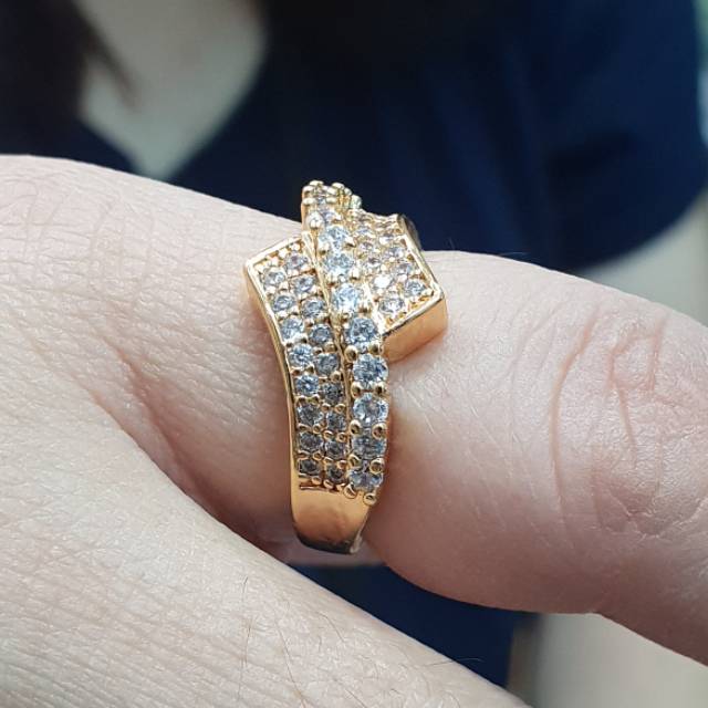 cincin pewanita permata cincin lapis emas cincin replika emas berlian cincin fullpermata