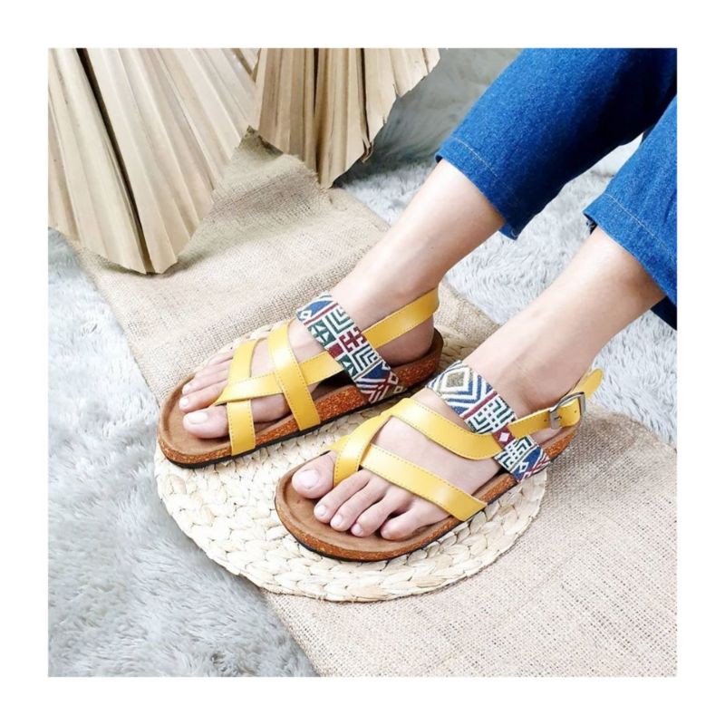 SB ~ SANDAL BIRKEN WANITA JALIT MOTIF KUNING