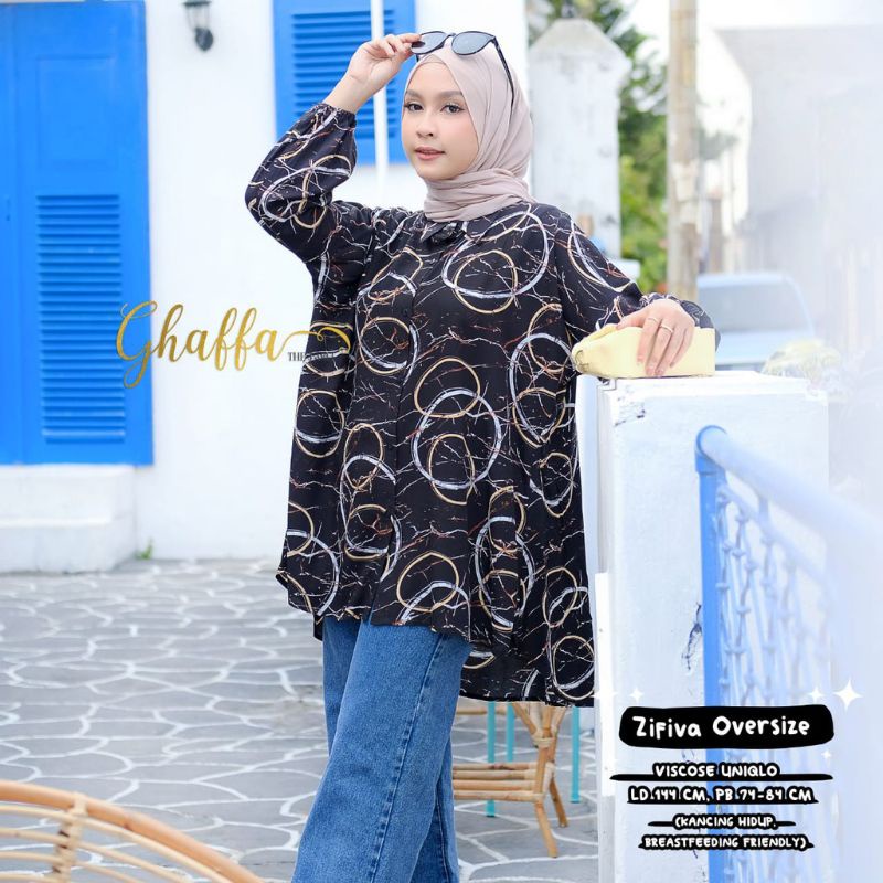 Zifiva Oversize blouse motif abstrak by ghaffa the label