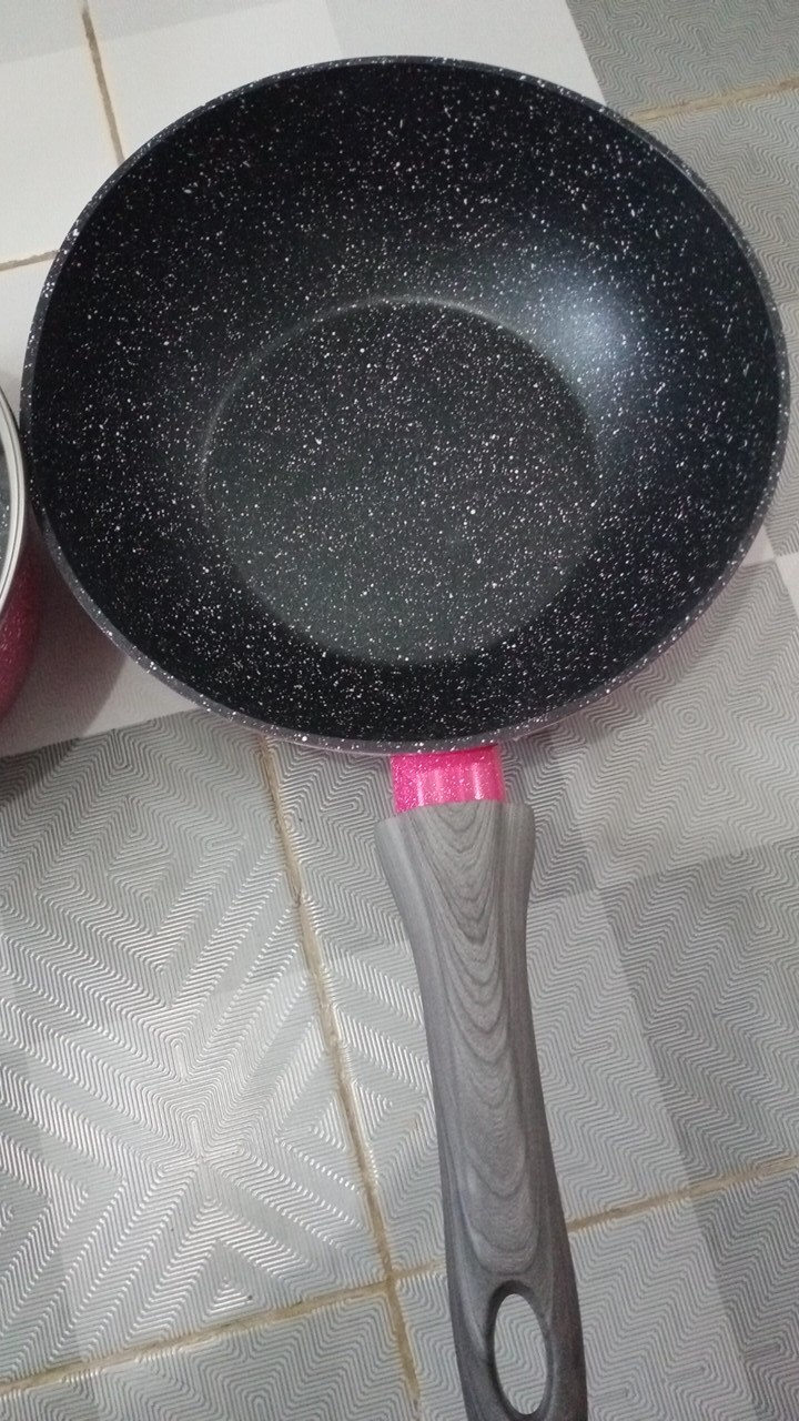 Bolde Super Pan Wok 24 Cm Black Pink