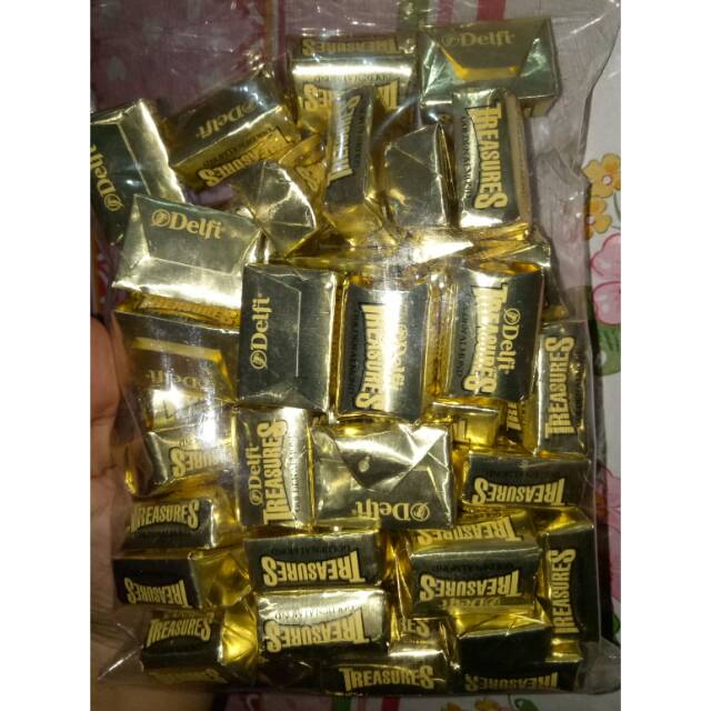 

Coklat Treasure Isi Almond 500 gr isi -+50 pcs