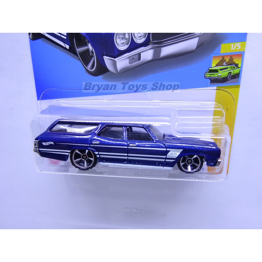 Hot Wheels 70 Chevelle SS Wagon Biru Strip Putih