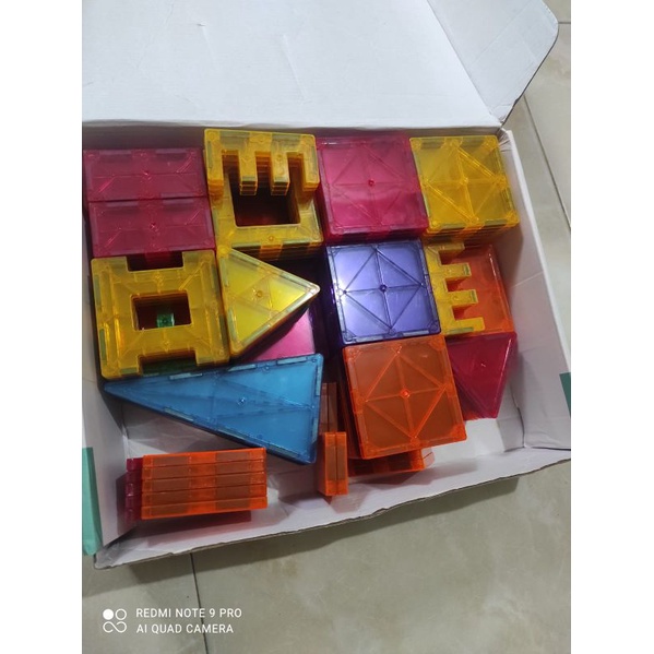 Preloved Magnetic Tiles