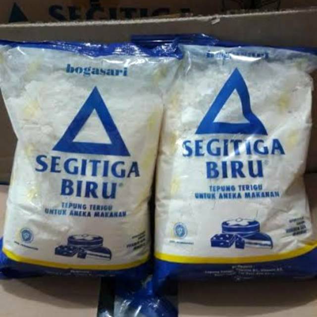 

Terigu Segitiga Biru (1 kg) Bogasari