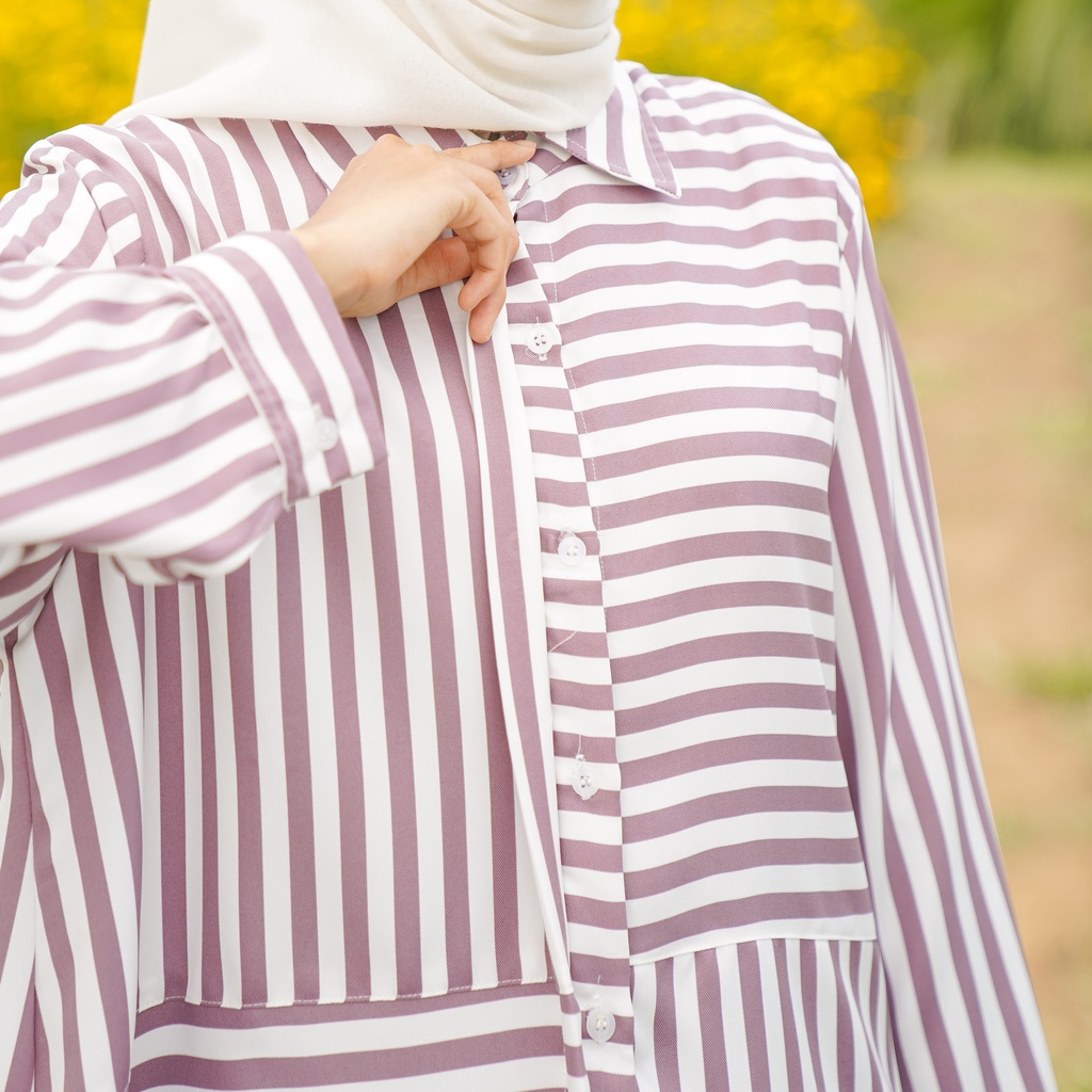 Arumi Top blouse salur kemeja wanita oversize