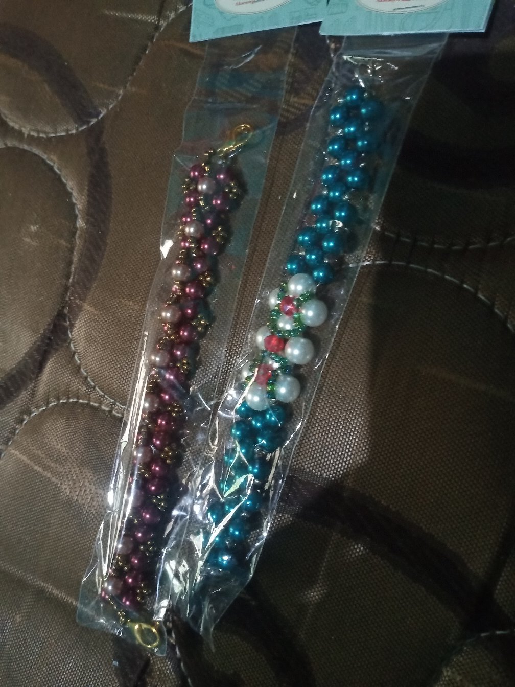 Pengait Masker Earloop Edisi Terbatas