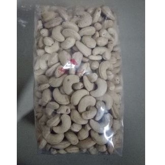 kacang mede mentah fresh utuh