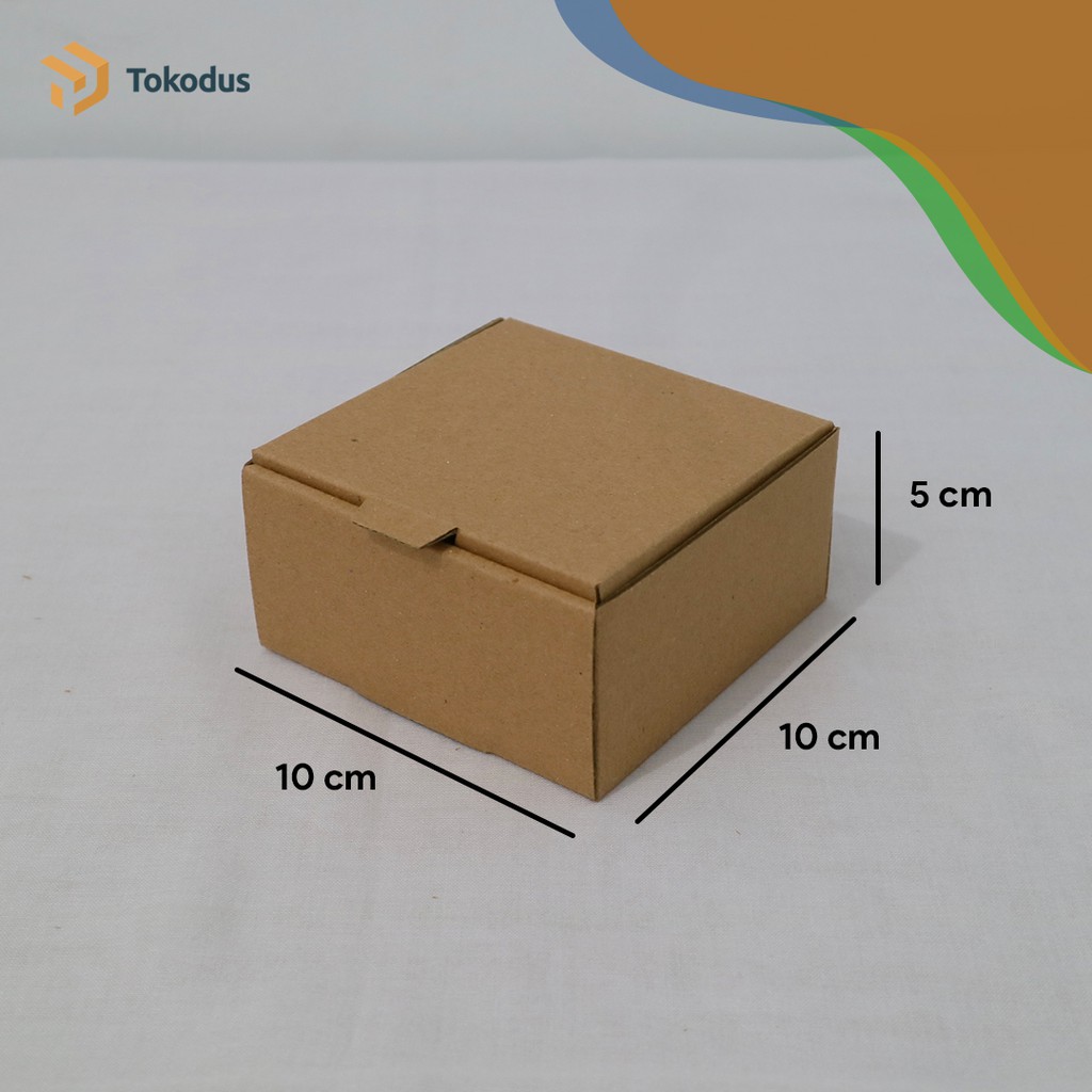

Kardus Pizza Box Hampers 10x10x5 cm Polos Dus Kado/Hadiah (Bisa Custom) - Tokodus Bandung
