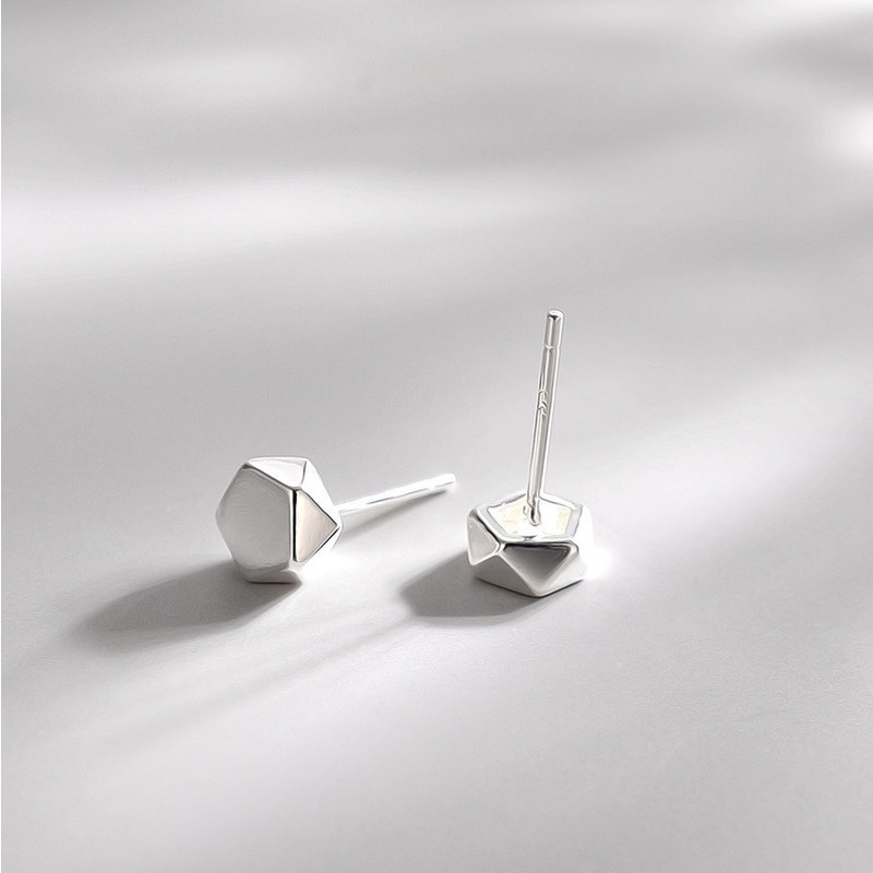 Magic789 Anting Tusuk Silver S925 Bentuk Geometri Warna Hitam Untuk Perhiasan Wanita